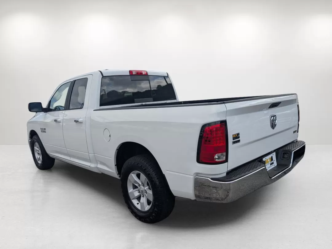 2018 /Diesel Gray/Black Ram 1500 SLT (1C6RR6GG1JS) with an Other engine, located at 5115 14th Ave., Columbus, GA, 31904, (706) 323-0345, 32.511494, -84.971046 - Experience the perfect blend of practicality and capability with this 2018 Ram 1500 SLT, designed for those who crave adventure and dependability. Whether you're a busy professional needing a reliable daily driver, a growing family looking for extra space, or someone who loves weekend getaways, this - Photo#6