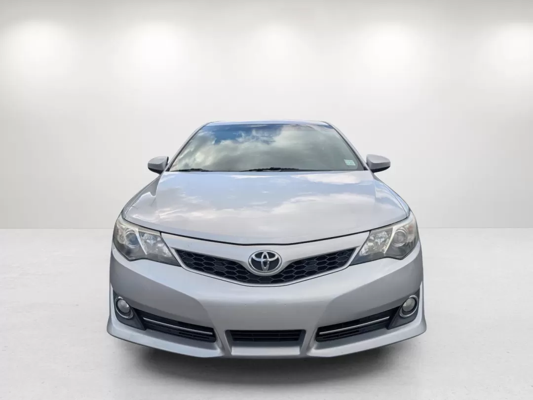2014 Toyota Camry SE (4T1BF1FK6EU) with an Other engine, located at 7000 Northlake Connector, Columbus, GA, 31904, (706) 987-8085, 32.524975, -84.978134 - Are you seeking a dependable vehicle that fits seamlessly into your busy lifestyle? Look no further than this **2014 Toyota Camry** available now at **Gils Auto**, a trusted buy here pay here dealership located at **3959 U.S. 80 W, Phenix City, AL 36870**. With its spacious interior and reliable per - Photo#1