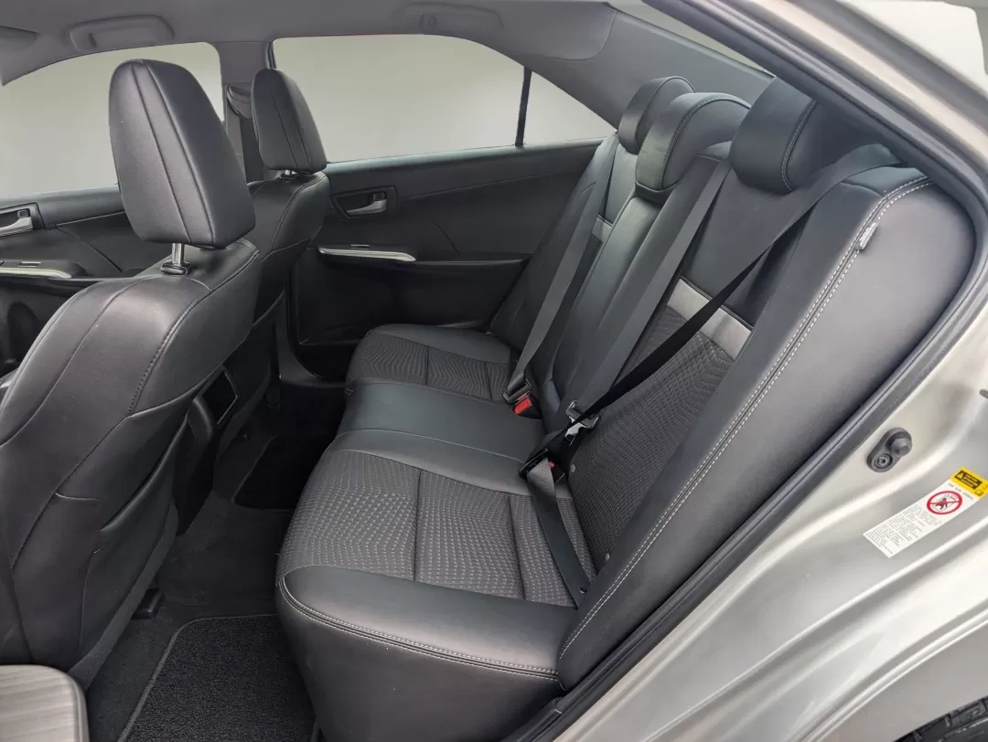2014 Toyota Camry SE (4T1BF1FK6EU) with an Other engine, located at 7000 Northlake Connector, Columbus, GA, 31904, (706) 987-8085, 32.524975, -84.978134 - Are you seeking a dependable vehicle that fits seamlessly into your busy lifestyle? Look no further than this **2014 Toyota Camry** available now at **Gils Auto**, a trusted buy here pay here dealership located at **3959 U.S. 80 W, Phenix City, AL 36870**. With its spacious interior and reliable per - Photo#10