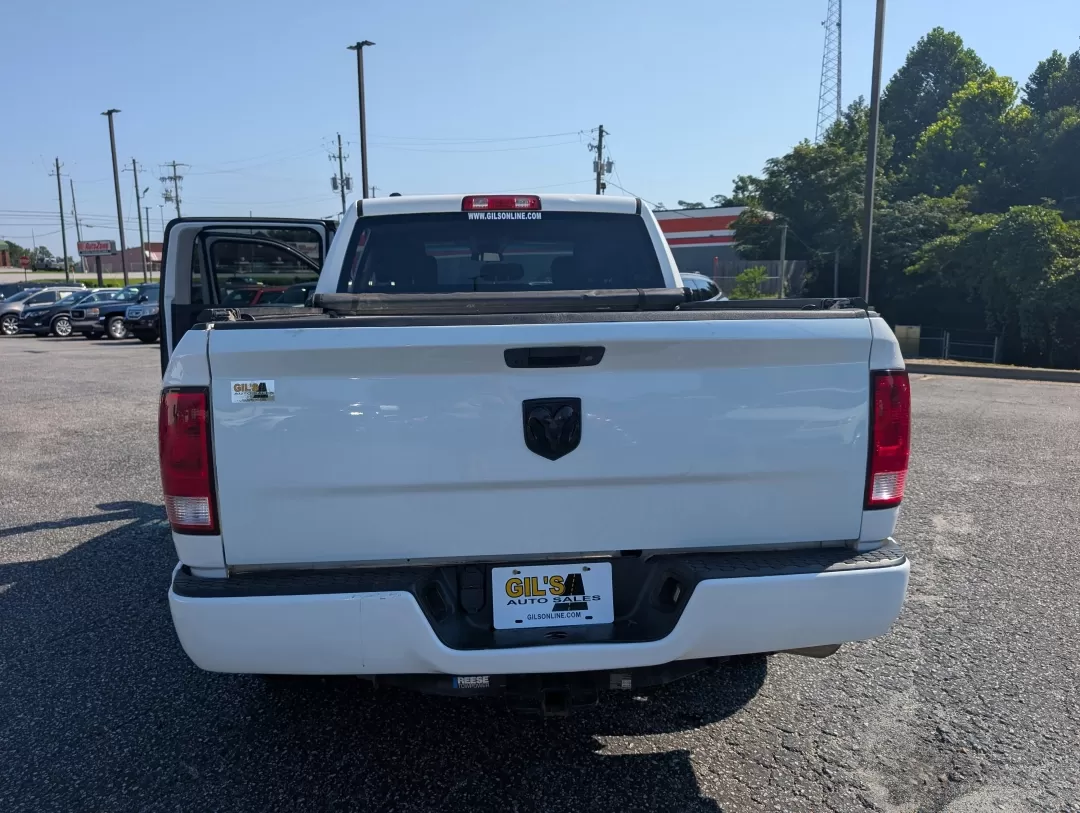 2018 /Diesel Gray/Black Ram 1500 Express (1C6RR6KG8JS) with an Other engine, located at 7000 Northlake Connector, Columbus, GA, 31904, (706) 987-8085, 32.524975, -84.978134 - Rev up your adventures with the 2018 Ram 1500 Express, the ideal truck for those who crave both utility and style! Whether you're hauling gear for a weekend camping trip or commuting to work, this powerful crew cab pickup offers the performance and comfort you need. At Gils Auto in Phenix City, AL, - Photo#5