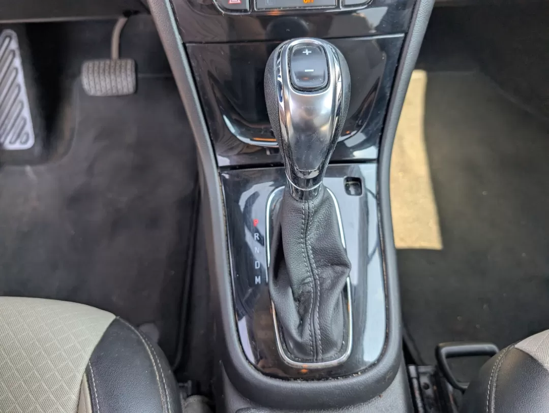 2018 /Shale Buick Encore Preferred (KL4CJASB7JB) with an Other engine, located at 3959 U.S. 80 W, Phenix City, AL, 36870, (334) 297-4885, 32.469296, -85.135185 - **Discover the Perfect Ride for Your Next Adventure with Gils Auto!**<br /> <br /> Are you ready to elevate your driving experience and embrace new adventures? Look no further than the 2018 Buick Encore, available now at Gils Auto in Phenix City, AL. This stylish Sport Utility Vehicle (SUV) is not j - Photo#13