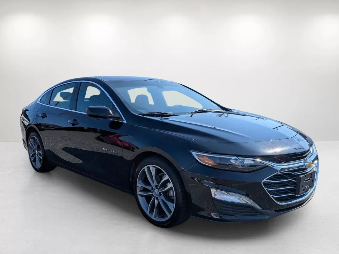2022 /Jet Black Chevrolet Malibu LT (1G1ZD5ST9NF) with an Other engine, located at 7000 Northlake Connector, Columbus, GA, 31904, (706) 987-8085, 32.524975, -84.978134 - Are you searching for a vehicle that seamlessly blends style, comfort, and performance for your everyday adventures? Look no further than this stunning 2022 Chevrolet Malibu LT at Gils Auto in Phenix City, AL. Perfectly suited for budget-conscious buyers, this sedan is a fantastic choice for anyone - Photo#2