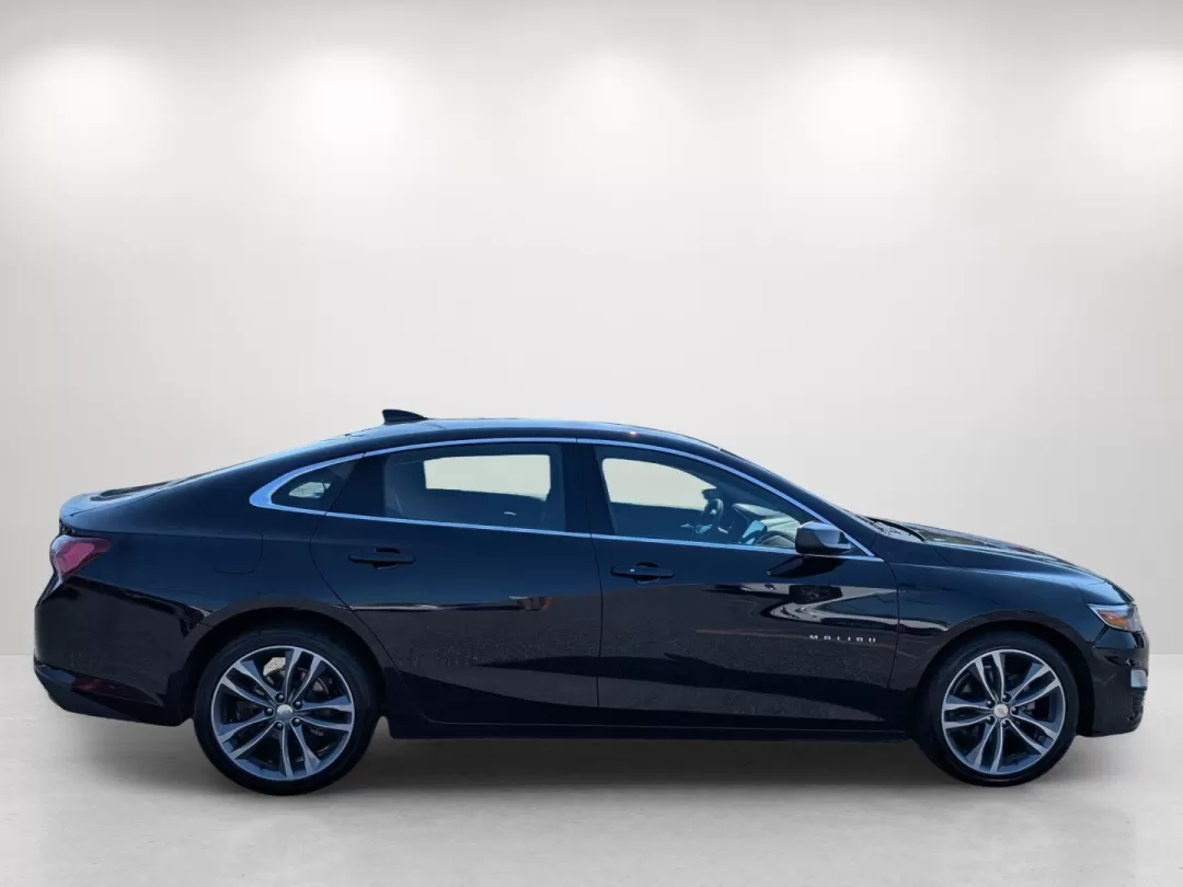 2022 /Jet Black Chevrolet Malibu LT (1G1ZD5ST9NF) with an Other engine, located at 7000 Northlake Connector, Columbus, GA, 31904, (706) 987-8085, 32.524975, -84.978134 - Are you searching for a vehicle that seamlessly blends style, comfort, and performance for your everyday adventures? Look no further than this stunning 2022 Chevrolet Malibu LT at Gils Auto in Phenix City, AL. Perfectly suited for budget-conscious buyers, this sedan is a fantastic choice for anyone - Photo#3