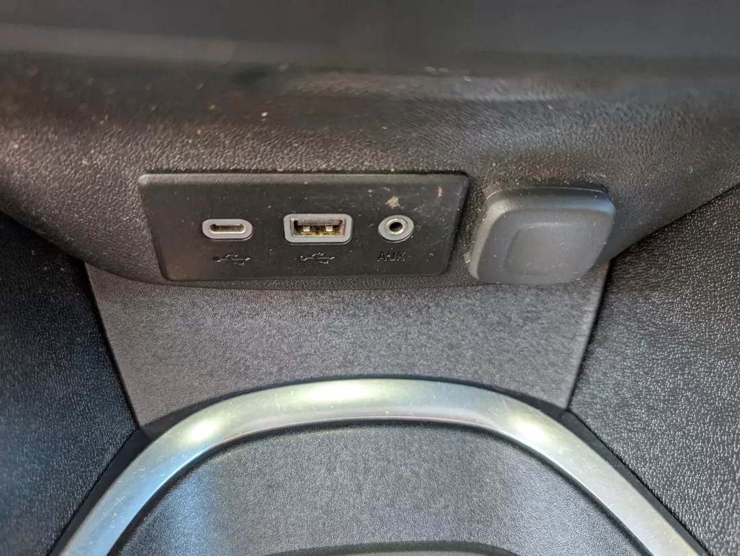 2022 /Jet Black Chevrolet Malibu LT (1G1ZD5ST9NF) with an Other engine, located at 7000 Northlake Connector, Columbus, GA, 31904, (706) 987-8085, 32.524975, -84.978134 - Are you searching for a vehicle that seamlessly blends style, comfort, and performance for your everyday adventures? Look no further than this stunning 2022 Chevrolet Malibu LT at Gils Auto in Phenix City, AL. Perfectly suited for budget-conscious buyers, this sedan is a fantastic choice for anyone - Photo#13