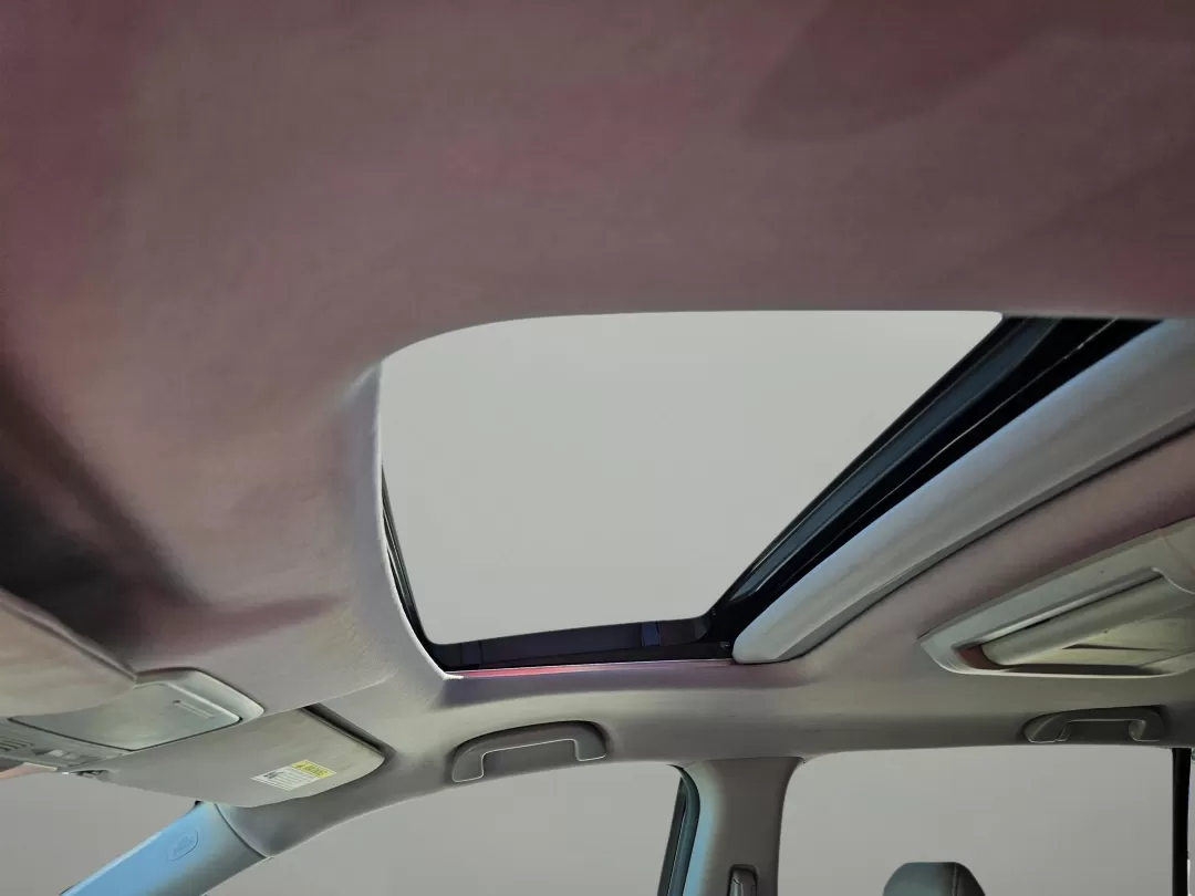 2017 Honda Pilot EX-L (5FNYF5H88HB) with an Other engine, located at 1430 Gateway Drive, Opelika, AL, 36801, (334) 239-0944, 32.637871, -85.409790 - **Discover Your Next Adventure with the 2017 Honda Pilot EX-L at Gils Auto!**<br /> <br /> Are you ready to elevate your family road trips or weekend getaways? The 2017 Honda Pilot EX-L is your ideal companion for creating unforgettable memories, whether you're heading to local attractions in Phenix - Photo#10