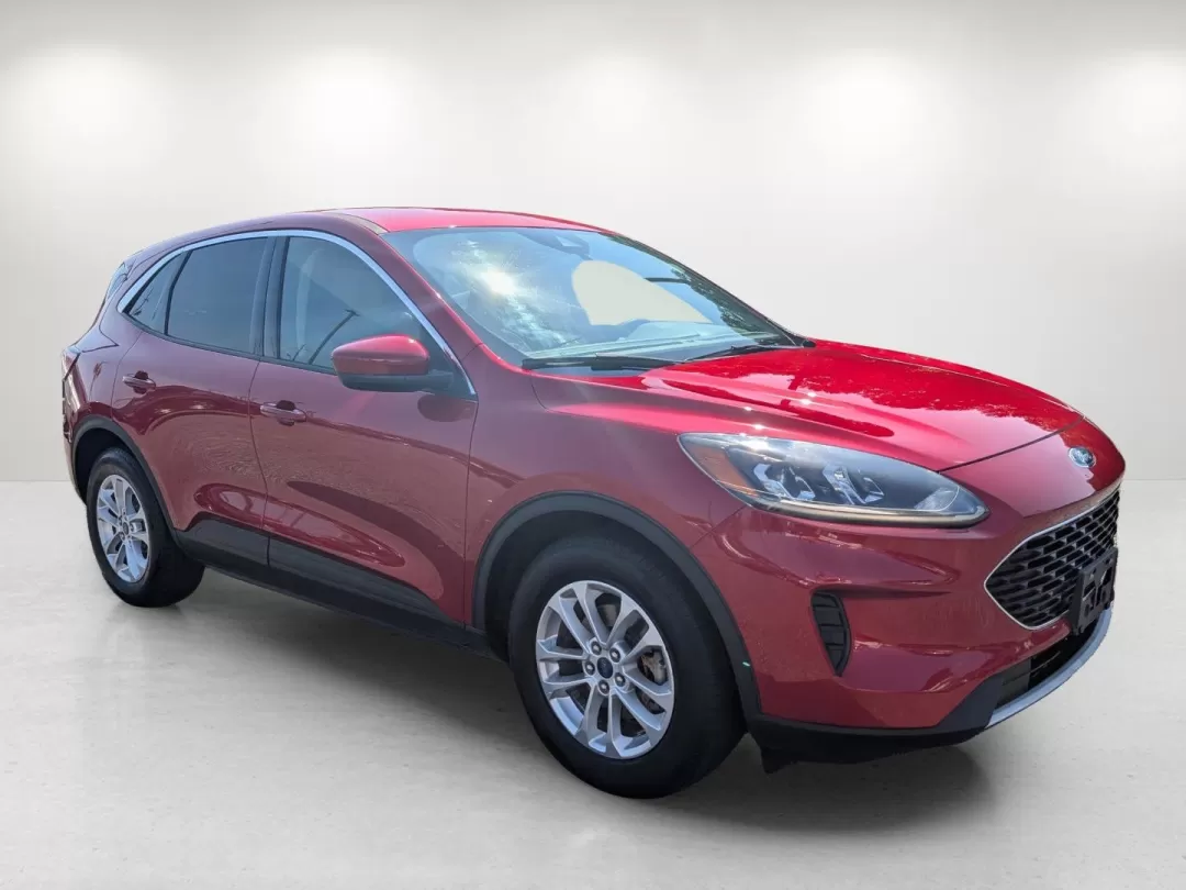 2020 Ford Escape SE (1FMCU0G64LU) with an Other engine, located at 3959 U.S. 80 W, Phenix City, AL, 36870, (334) 297-4885, 32.469296, -85.135185 - **Experience Adventure with the 2020 Ford Escape SE Your Ideal SUV for Life's Journeys!**<br /> <br /> Are you ready to elevate your daily commute or embark on weekend getaways with the perfect vehicle? Look no further than this stunning 2020 Ford Escape SE, available now at Gils Auto in Phenix Cit - Photo#2