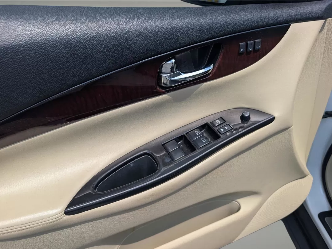 2016 /Wheat Infiniti QX50 (JN1BJ0RP5GM) with an Other engine, located at 521 Old Farm Lane Rd, Prattville, AL, 36066, (334) 325-1505, 32.482460, -86.416367 - Experience luxury and versatility with the 2016 Infiniti QX50, a perfect blend of style and functionality for those seeking a reliable SUV. Whether you're navigating the daily grind of commuting or planning a weekend getaway, this vehicle is designed to elevate your driving experience. Available now - Photo#8