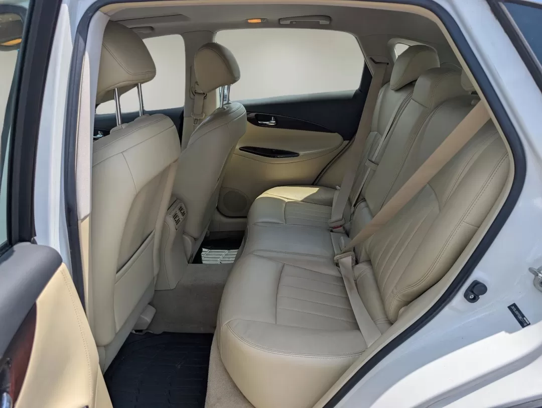 2016 /Wheat Infiniti QX50 (JN1BJ0RP5GM) with an Other engine, located at 521 Old Farm Lane Rd, Prattville, AL, 36066, (334) 325-1505, 32.482460, -86.416367 - Experience luxury and versatility with the 2016 Infiniti QX50, a perfect blend of style and functionality for those seeking a reliable SUV. Whether you're navigating the daily grind of commuting or planning a weekend getaway, this vehicle is designed to elevate your driving experience. Available now - Photo#10