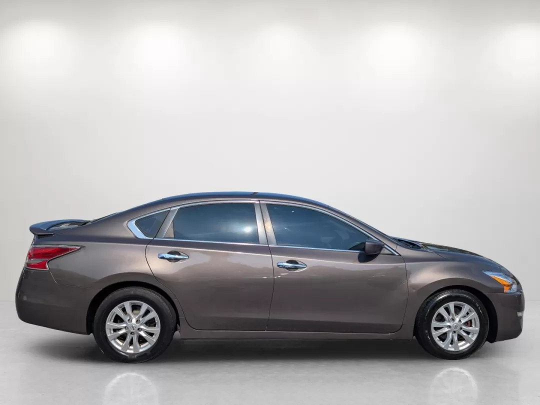 2014 /Beige Nissan Altima 2.5 S (1N4AL3AP0EC) with an Other engine, located at 521 Old Farm Lane Rd, Prattville, AL, 36066, (334) 325-1505, 32.482460, -86.416367 - 2014 Nissan Altima 2.5 S - Photo#3