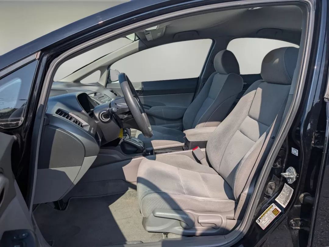 2011 Honda Civic Sdn LX (19XFA1F50BE) with an Other engine, located at 1430 Gateway Drive, Opelika, AL, 36801, (334) 239-0944, 32.637871, -85.409790 - **Discover Your Perfect Commuter Companion: 2011 Honda Civic LX at Gils Auto in Phenix City!**<br /> <br /> Are you on the hunt for a reliable, efficient, and stylish vehicle to enhance your daily commute or weekend adventures? Look no further! The 2011 Honda Civic LX, available at Gils Auto in Phen - Photo#9