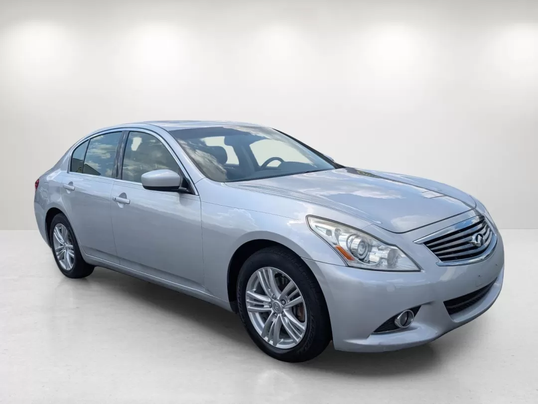 2013 /Graphite Infiniti G37 Sedan x (JN1CV6AR2DM) with an Other engine, located at 3959 U.S. 80 W, Phenix City, AL, 36870, (334) 297-4885, 32.469296, -85.135185 - ### Experience Luxury and Reliability with the 2013 Infiniti G37 Sedan at Gils Auto - Your Trusted Buy Here Pay Here Dealership in Phenix City, AL!<br /> <br /> Are you searching for the perfect vehicle that combines luxury, comfort, and reliability? Look no further than the stunning 2013 Infiniti G - Photo#3