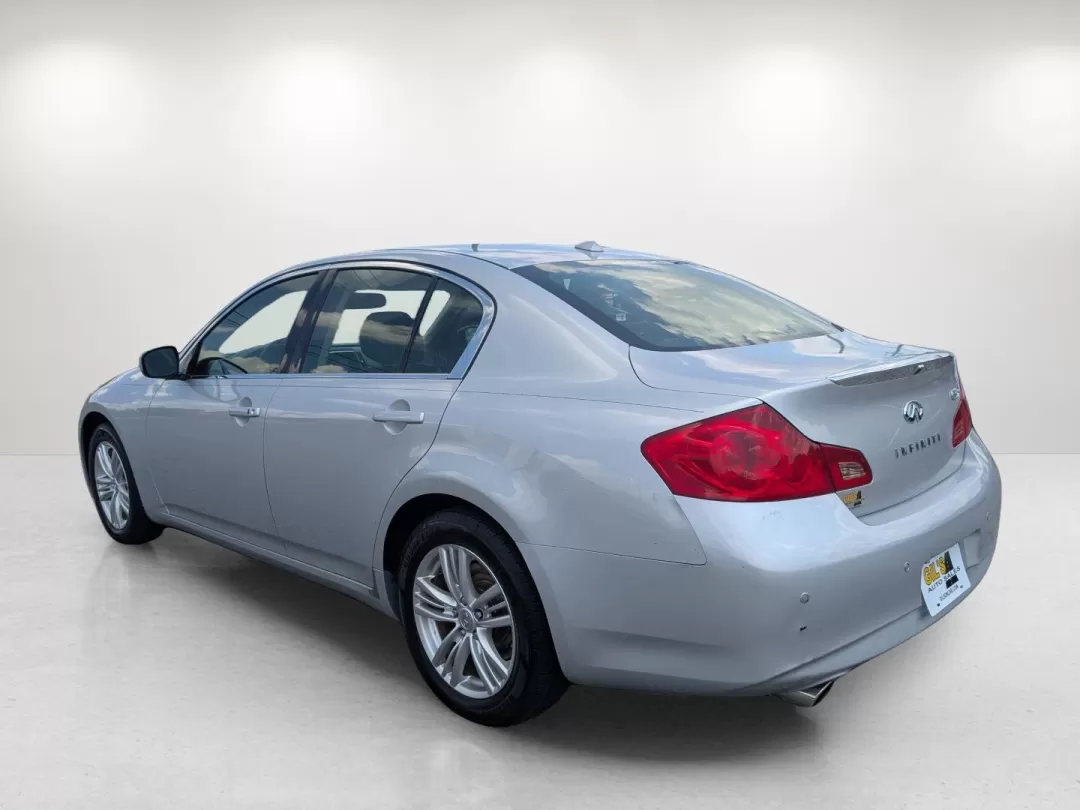2013 /Graphite Infiniti G37 Sedan x (JN1CV6AR2DM) with an Other engine, located at 3959 U.S. 80 W, Phenix City, AL, 36870, (334) 297-4885, 32.469296, -85.135185 - ### Experience Luxury and Reliability with the 2013 Infiniti G37 Sedan at Gils Auto - Your Trusted Buy Here Pay Here Dealership in Phenix City, AL!<br /> <br /> Are you searching for the perfect vehicle that combines luxury, comfort, and reliability? Look no further than the stunning 2013 Infiniti G - Photo#7