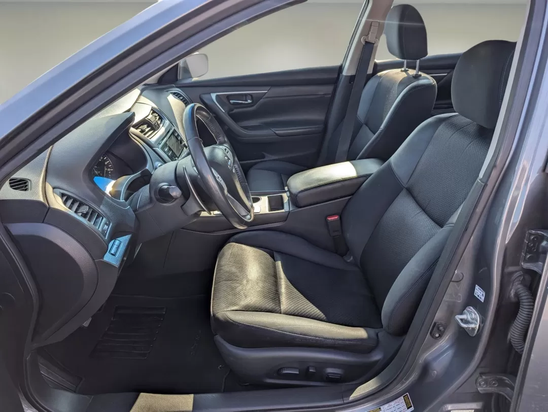 2017 /Sport Interior Nissan Altima 2.5 SR (1N4AL3AP0HN) with an Other engine, located at 7000 Northlake Connector, Columbus, GA, 31904, (706) 987-8085, 32.524975, -84.978134 - **Discover Your Next Adventure with the 2017 Nissan Altima 2.5 SR!**<br /> <br /> Are you ready to elevate your daily commute or embark on your next weekend getaway? If you're looking for a versatile sedan that combines style, comfort, and reliability, the 2017 Nissan Altima 2.5 SR is the perfect ve - Photo#9