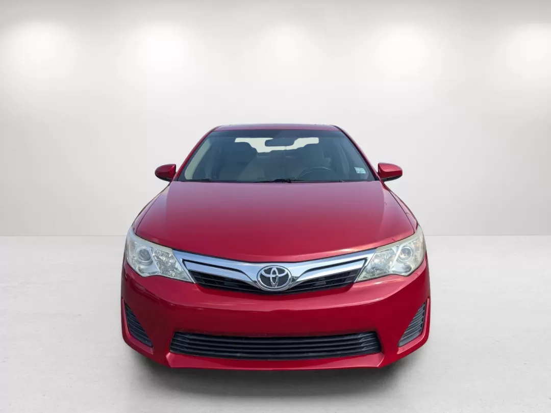 2013 Toyota Camry LE (4T1BF1FK1DU) with an Other engine, located at 1430 Gateway Drive, Opelika, AL, 36801, (334) 239-0944, 32.637871, -85.409790 - **Discover the Perfect Blend of Reliability and Comfort with the 2013 Toyota Camry at Gils Auto!**<br /> <br /> Are you searching for a dependable vehicle that fits seamlessly into your busy lifestyle? Look no further than Gils Auto, your trusted Buy Here Pay Here dealership in Phenix City, AL. Our - Photo#1