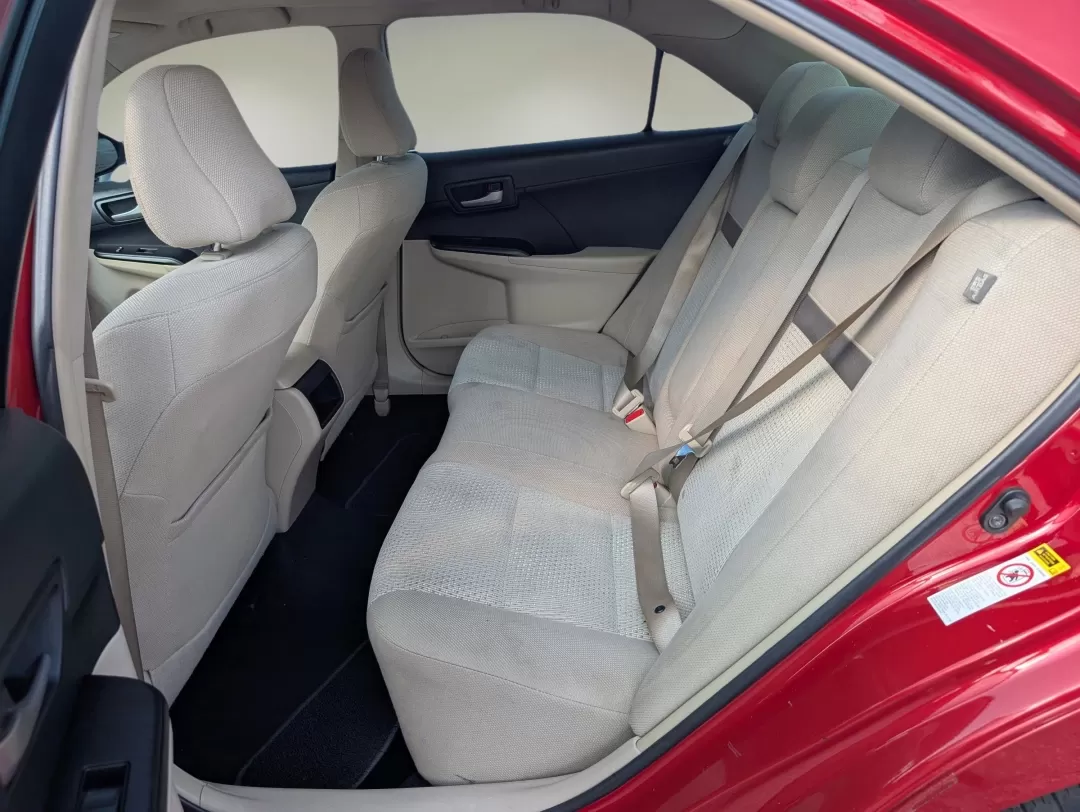 2013 Toyota Camry LE (4T1BF1FK1DU) with an Other engine, located at 1430 Gateway Drive, Opelika, AL, 36801, (334) 239-0944, 32.637871, -85.409790 - **Discover the Perfect Blend of Reliability and Comfort with the 2013 Toyota Camry at Gils Auto!**<br /> <br /> Are you searching for a dependable vehicle that fits seamlessly into your busy lifestyle? Look no further than Gils Auto, your trusted Buy Here Pay Here dealership in Phenix City, AL. Our - Photo#10