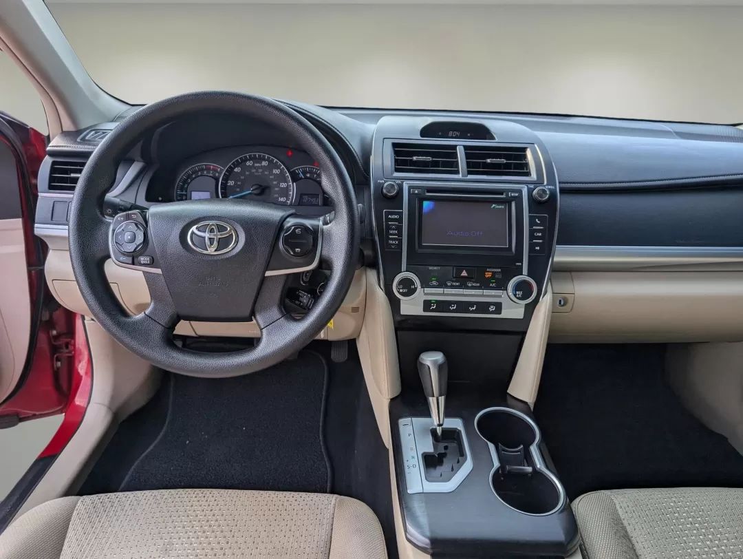2013 Toyota Camry LE (4T1BF1FK1DU) with an Other engine, located at 1430 Gateway Drive, Opelika, AL, 36801, (334) 239-0944, 32.637871, -85.409790 - **Discover the Perfect Blend of Reliability and Comfort with the 2013 Toyota Camry at Gils Auto!**<br /> <br /> Are you searching for a dependable vehicle that fits seamlessly into your busy lifestyle? Look no further than Gils Auto, your trusted Buy Here Pay Here dealership in Phenix City, AL. Our - Photo#11