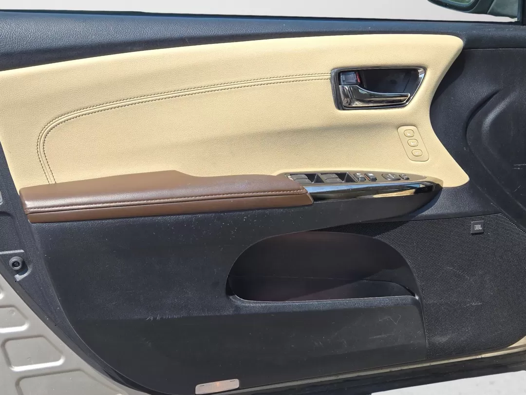2016 Toyota Avalon Hybrid Limited (4T1BD1EBXGU) with an Other engine, located at 804 22nd Ave, Phenix City, AL, 36870, (334) 297-1860, 32.484749, -85.024475 - **Elevate Your Driving Experience with the 2016 Toyota Avalon Hybrid Perfect for Family Adventures and Daily Commuting!**<br /> <br /> Are you in search of a vehicle that seamlessly integrates luxury, efficiency, and practicality? Look no further than the 2016 Toyota Avalon Hybrid, now available at - Photo#9