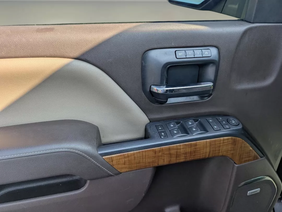 2014 /Cocoa/Dune GMC Sierra 1500 SLT (3GTU2VEC3EG) with an Other engine, located at 3959 U.S. 80 W, Phenix City, AL, 36870, (334) 297-4885, 32.469296, -85.135185 - **Unleash Your Adventurous Spirit with the 2014 GMC Sierra 1500 SLT at Gils Auto - Phenix City!**<br /> <br /> Are you ready to elevate your driving experience? Picture yourself behind the wheel of a rugged yet refined 2014 GMC Sierra 1500 SLT, perfect for weekend adventures or long weekday commutes - Photo#8