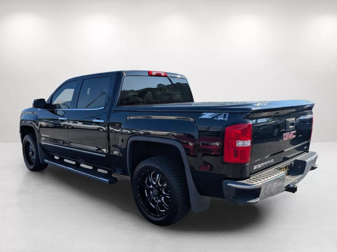 2014 /Cocoa/Dune GMC Sierra 1500 SLT (3GTU2VEC3EG) with an Other engine, located at 7000 Northlake Connector, Columbus, GA, 31904, (706) 987-8085, 32.524975, -84.978134 - 2014 GMC Sierra 1500 SLT - Photo#6