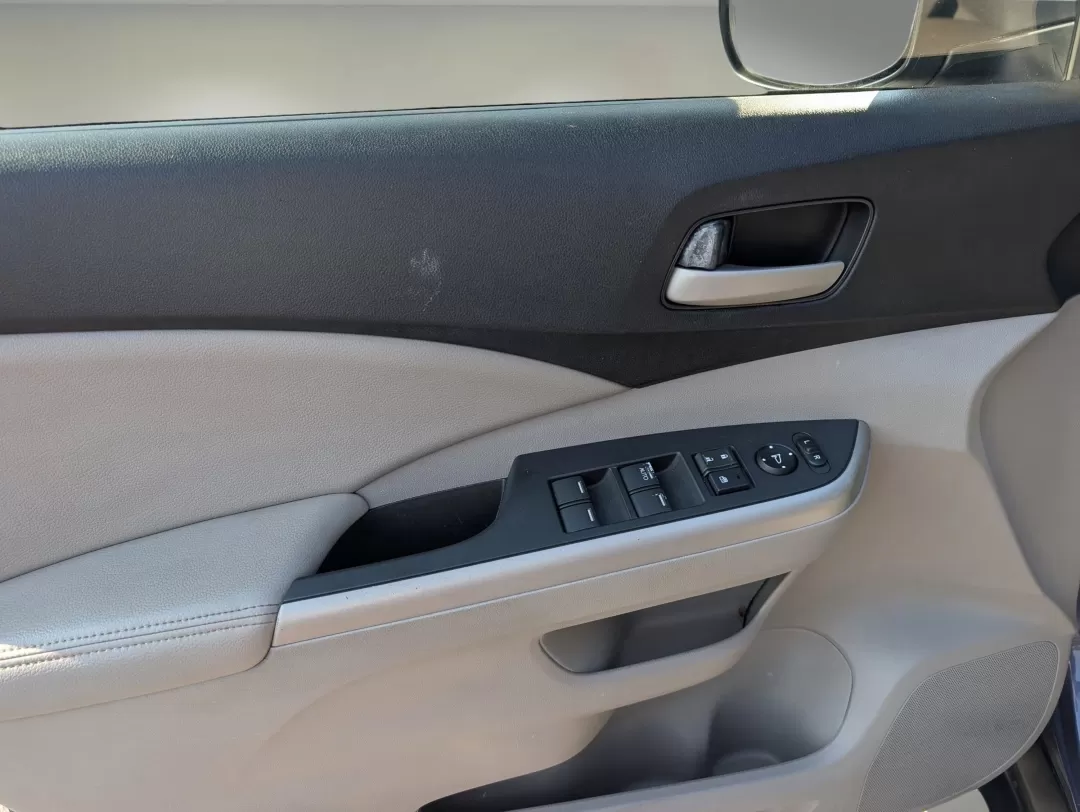 2014 Honda CR-V EX-L (2HKRM3H74EH) with an Other engine, located at 3959 U.S. 80 W, Phenix City, AL, 36870, (334) 297-4885, 32.469296, -85.135185 - **Explore the Open Road in Style: 2014 Honda CR-V EX-L at Gils Auto - Phenix City**<br /> <br /> Are you ready to elevate your adventures and daily commutes with a vehicle that blends style, comfort, and practicality? Look no further than this stunning 2014 Honda CR-V EX-L, available now at Gils Aut - Photo#7