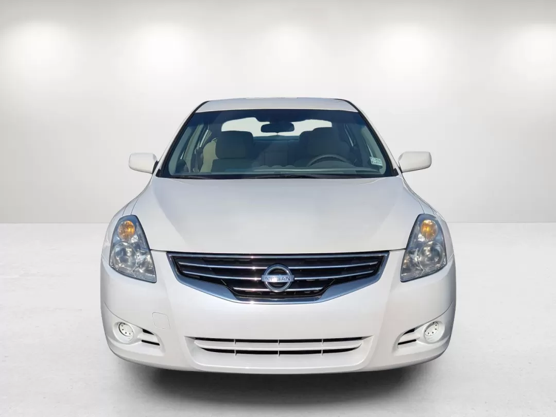 2010 /Blonde Nissan Altima 2.5 S (1N4AL2AP3AC) with an Other engine, located at 3959 U.S. 80 W, Phenix City, AL, 36870, (334) 297-4885, 32.469296, -85.135185 - Discover the perfect blend of style, comfort, and reliability with the 2010 Nissan Altima 2.5 S, now available at Gils Auto in Phenix City, AL. Whether you're a daily commuter navigating the bustling streets of downtown or a family looking for a dependable vehicle to embark on weekend adventures, th - Photo#1