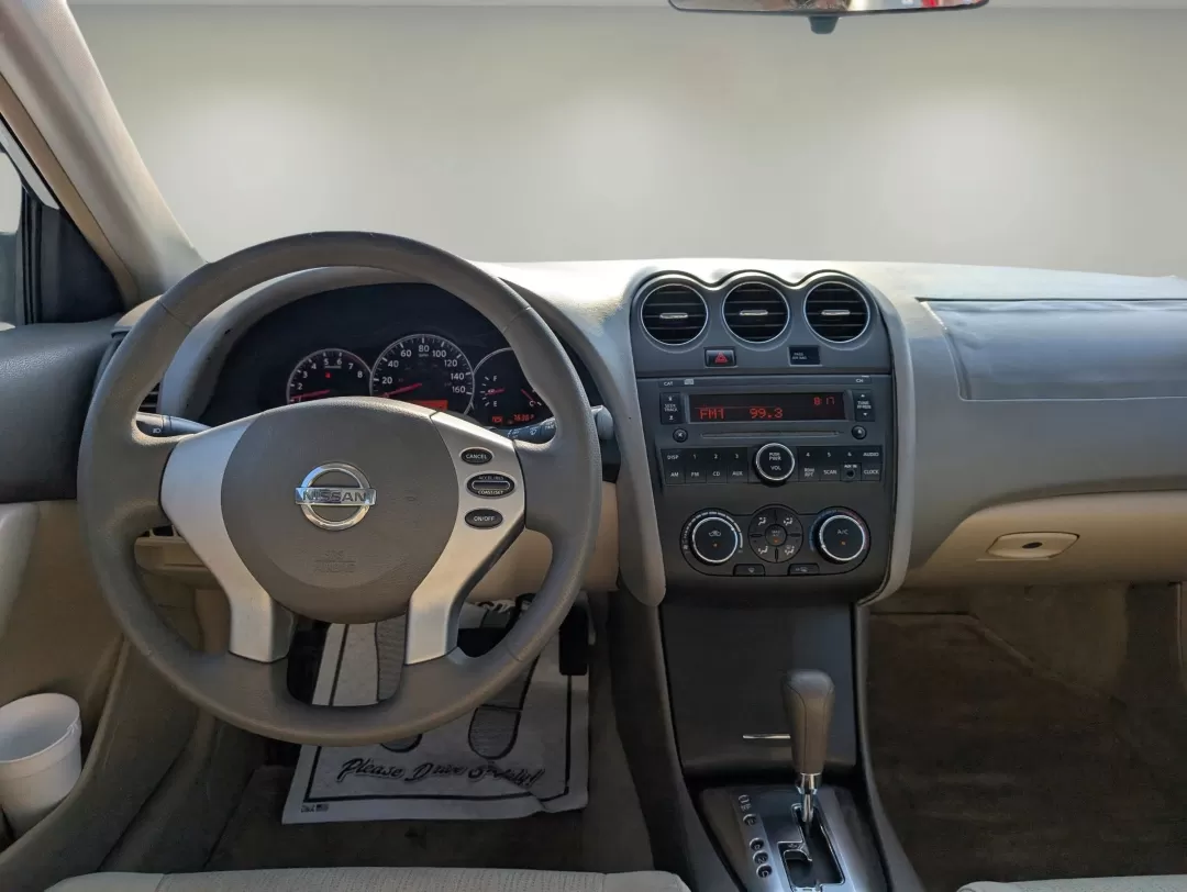 2010 /Blonde Nissan Altima 2.5 S (1N4AL2AP3AC) with an Other engine, located at 3959 U.S. 80 W, Phenix City, AL, 36870, (334) 297-4885, 32.469296, -85.135185 - Discover the perfect blend of style, comfort, and reliability with the 2010 Nissan Altima 2.5 S, now available at Gils Auto in Phenix City, AL. Whether you're a daily commuter navigating the bustling streets of downtown or a family looking for a dependable vehicle to embark on weekend adventures, th - Photo#9