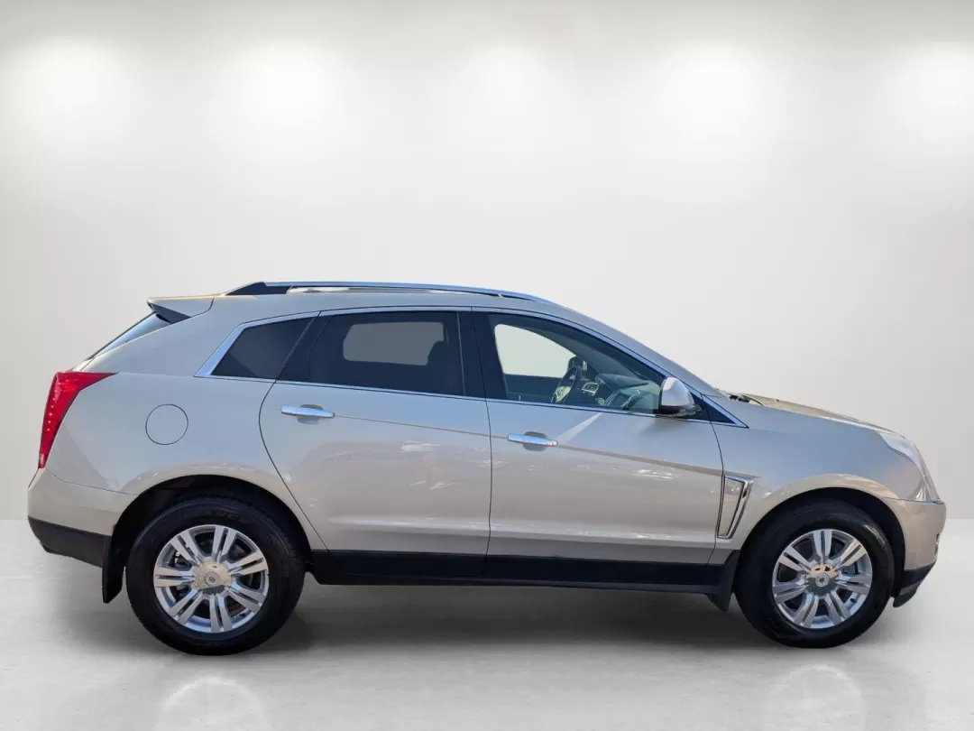 2016 /Shale with Brownstone accents Cadillac SRX Luxury Collection (3GYFNBE31GS) with an Other engine, located at 3959 U.S. 80 W, Phenix City, AL, 36870, (334) 297-4885, 32.469296, -85.135185 - Are you ready to elevate your driving experience? Look no further than this stunning 2016 Cadillac SRX Luxury Collection, now available at Gils Auto in Phenix City, AL. This stylish SUV perfectly blends comfort, technology, and performance, making it ideal for both family outings and daily commutes. - Photo#3