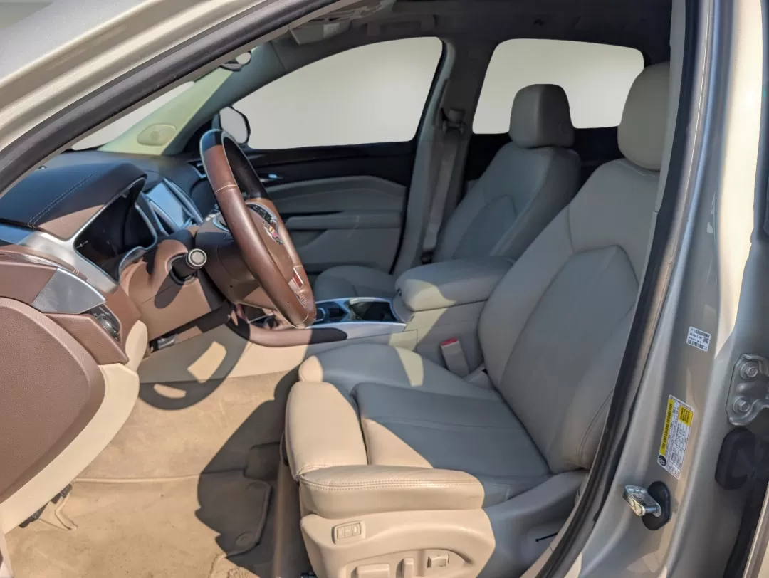2016 /Shale with Brownstone accents Cadillac SRX Luxury Collection (3GYFNBE31GS) with an Other engine, located at 3959 U.S. 80 W, Phenix City, AL, 36870, (334) 297-4885, 32.469296, -85.135185 - Are you ready to elevate your driving experience? Look no further than this stunning 2016 Cadillac SRX Luxury Collection, now available at Gils Auto in Phenix City, AL. This stylish SUV perfectly blends comfort, technology, and performance, making it ideal for both family outings and daily commutes. - Photo#9