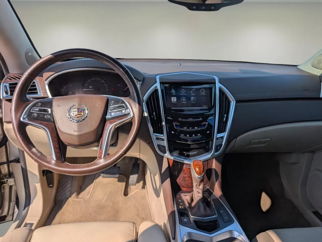 2016 /Shale with Brownstone accents Cadillac SRX Luxury Collection (3GYFNBE31GS) with an Other engine, located at 3959 U.S. 80 W, Phenix City, AL, 36870, (334) 297-4885, 32.469296, -85.135185 - Are you ready to elevate your driving experience? Look no further than this stunning 2016 Cadillac SRX Luxury Collection, now available at Gils Auto in Phenix City, AL. This stylish SUV perfectly blends comfort, technology, and performance, making it ideal for both family outings and daily commutes. - Photo#11