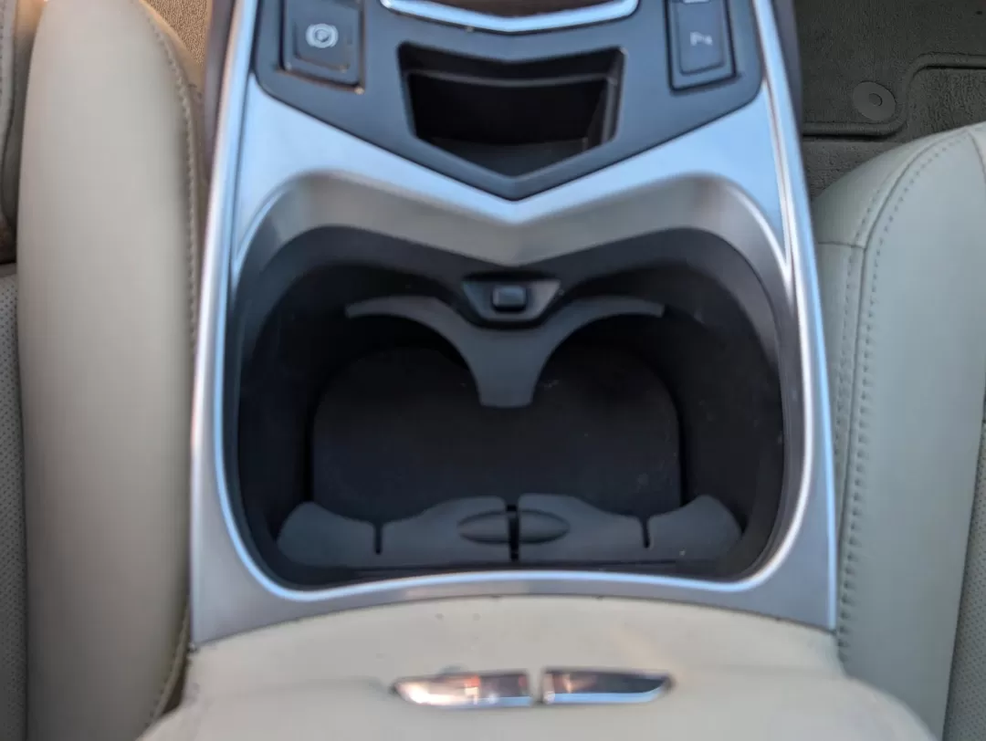 2016 /Shale with Brownstone accents Cadillac SRX Luxury Collection (3GYFNBE31GS) with an Other engine, located at 3959 U.S. 80 W, Phenix City, AL, 36870, (334) 297-4885, 32.469296, -85.135185 - Are you ready to elevate your driving experience? Look no further than this stunning 2016 Cadillac SRX Luxury Collection, now available at Gils Auto in Phenix City, AL. This stylish SUV perfectly blends comfort, technology, and performance, making it ideal for both family outings and daily commutes. - Photo#12