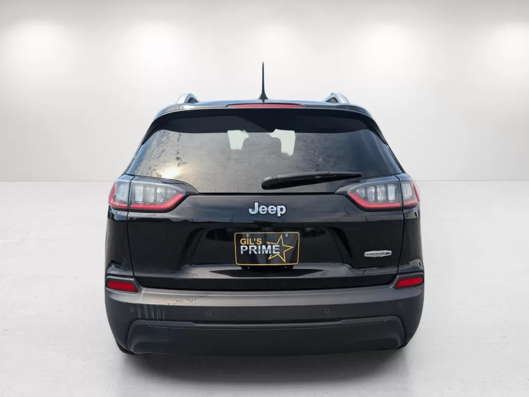 2020 /Black Jeep Cherokee Latitude Plus (1C4PJLLB1LD) with an Other engine, located at 3959 U.S. 80 W, Phenix City, AL, 36870, (334) 297-4885, 32.469296, -85.135185 - **Experience the Adventure with the 2020 Jeep Cherokee Latitude Plus in Phenix City!**<br /> <br /> Are you ready to elevate your weekend excursions or tackle daily commutes with style and confidence? The 2020 Jeep Cherokee Latitude Plus is the perfect choice for those seeking a versatile and reliab - Photo#6