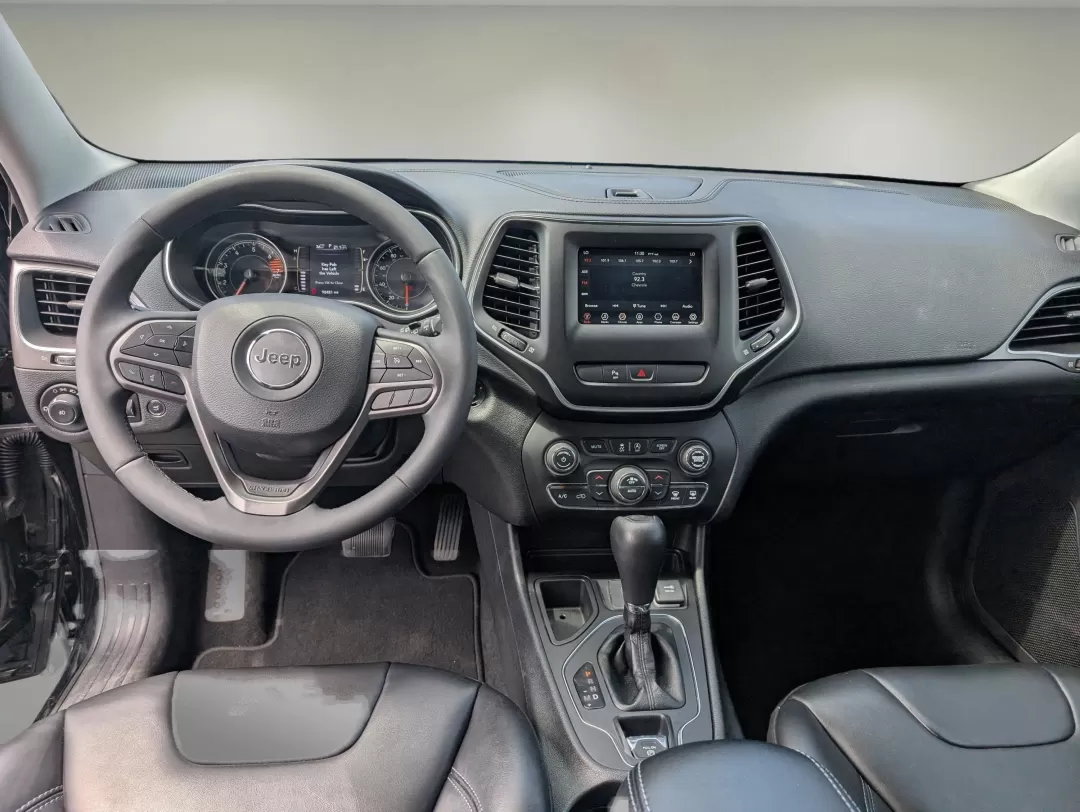2020 /Black Jeep Cherokee Latitude Plus (1C4PJLLB1LD) with an Other engine, located at 3959 U.S. 80 W, Phenix City, AL, 36870, (334) 297-4885, 32.469296, -85.135185 - **Experience the Adventure with the 2020 Jeep Cherokee Latitude Plus in Phenix City!**<br /> <br /> Are you ready to elevate your weekend excursions or tackle daily commutes with style and confidence? The 2020 Jeep Cherokee Latitude Plus is the perfect choice for those seeking a versatile and reliab - Photo#12