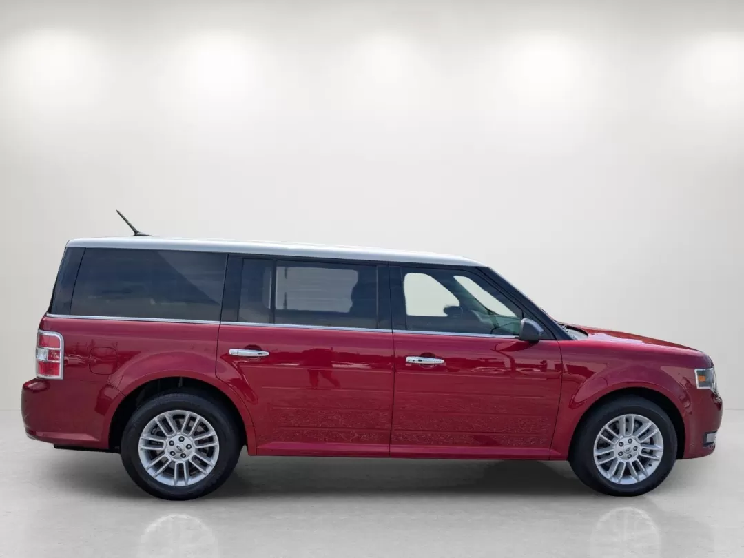 2015 Ford Flex SEL (2FMGK5C85FB) with an Other engine, located at 3959 U.S. 80 W, Phenix City, AL, 36870, (334) 297-4885, 32.469296, -85.135185 - ### Discover the Perfect Family Adventure with the 2015 Ford Flex SEL at Gils Auto in Phenix City!<br /> <br /> Are you on the hunt for a vehicle that effortlessly balances family needs with everyday practicality? Look no further! The 2015 Ford Flex SEL is a spacious crossover that offers incredible - Photo#4