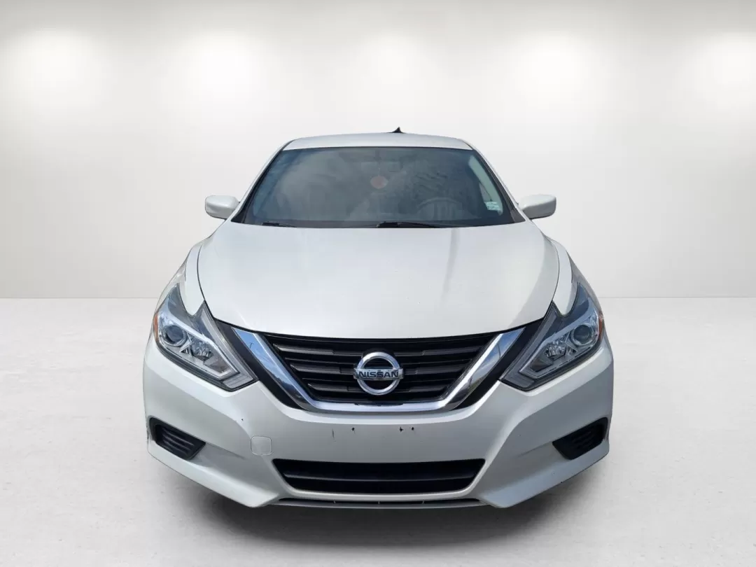 2016 /Charcoal Nissan Altima 2.5 S (1N4AL3AP2GC) with an Other engine, located at 3959 U.S. 80 W, Phenix City, AL, 36870, (334) 297-4885, 32.469296, -85.135185 - **Unlock the Perfect Blend of Style and Reliability with the 2016 Nissan Altima at Gils Auto in Phenix City!**<br /> <br /> Are you in the market for a vehicle that seamlessly fits into your active lifestyle while offering the reliability and comfort you deserve? Look no further than the 2016 Nissan - Photo#2