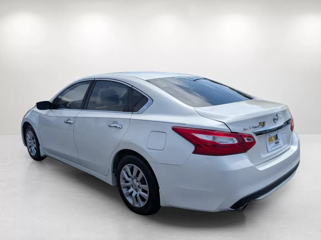 2016 /Charcoal Nissan Altima 2.5 S (1N4AL3AP2GC) with an Other engine, located at 3959 U.S. 80 W, Phenix City, AL, 36870, (334) 297-4885, 32.469296, -85.135185 - **Unlock the Perfect Blend of Style and Reliability with the 2016 Nissan Altima at Gils Auto in Phenix City!**<br /> <br /> Are you in the market for a vehicle that seamlessly fits into your active lifestyle while offering the reliability and comfort you deserve? Look no further than the 2016 Nissan - Photo#7
