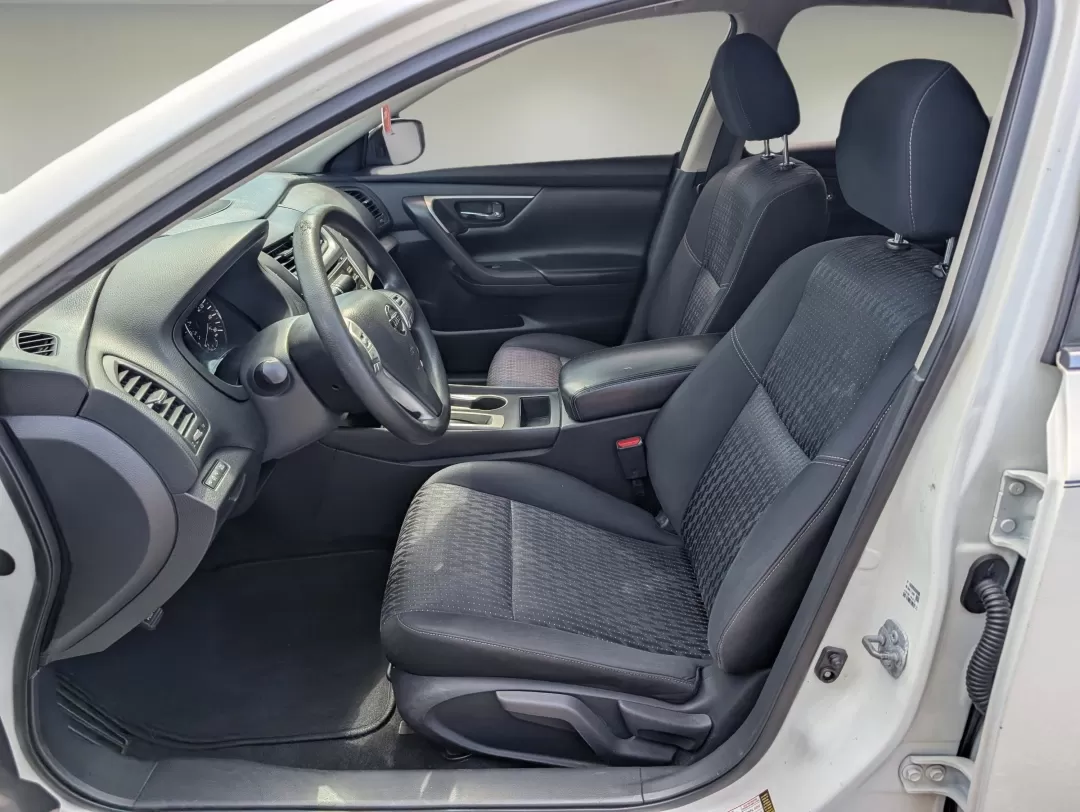 2016 /Charcoal Nissan Altima 2.5 S (1N4AL3AP2GC) with an Other engine, located at 3959 U.S. 80 W, Phenix City, AL, 36870, (334) 297-4885, 32.469296, -85.135185 - **Unlock the Perfect Blend of Style and Reliability with the 2016 Nissan Altima at Gils Auto in Phenix City!**<br /> <br /> Are you in the market for a vehicle that seamlessly fits into your active lifestyle while offering the reliability and comfort you deserve? Look no further than the 2016 Nissan - Photo#10