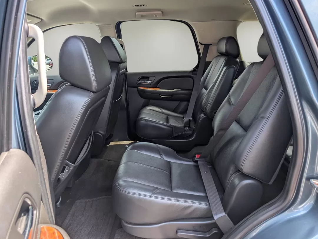 2008 /Ebony Chevrolet Tahoe LT w/3LT (1GNFC13J28R) with an Other engine, located at 3959 U.S. 80 W, Phenix City, AL, 36870, (334) 297-4885, 32.469296, -85.135185 - ### Experience Unmatched Versatility with the 2008 Chevrolet Tahoe LT at Gils Auto!<br /> <br /> Are you searching for a dependable SUV that can seamlessly transition from daily family commutes to weekend adventures? Look no further than the 2008 Chevrolet Tahoe LT, available now at Gils Auto in Phe - Photo#9