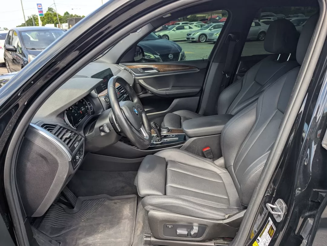 2018 BMW X3 xDrive30i (5UXTR9C5XJL) with an Other engine, located at 3959 U.S. 80 W, Phenix City, AL, 36870, (334) 297-4885, 32.469296, -85.135185 - **Experience Luxury and Adventure with the 2018 BMW X3 xDrive30i at Gils Auto!**<br /> <br /> Are you searching for the perfect vehicle that seamlessly combines luxury, performance, and practicality? Look no further than the stunning 2018 BMW X3 xDrive30i at Gils Auto in Phenix City, AL! This except - Photo#9