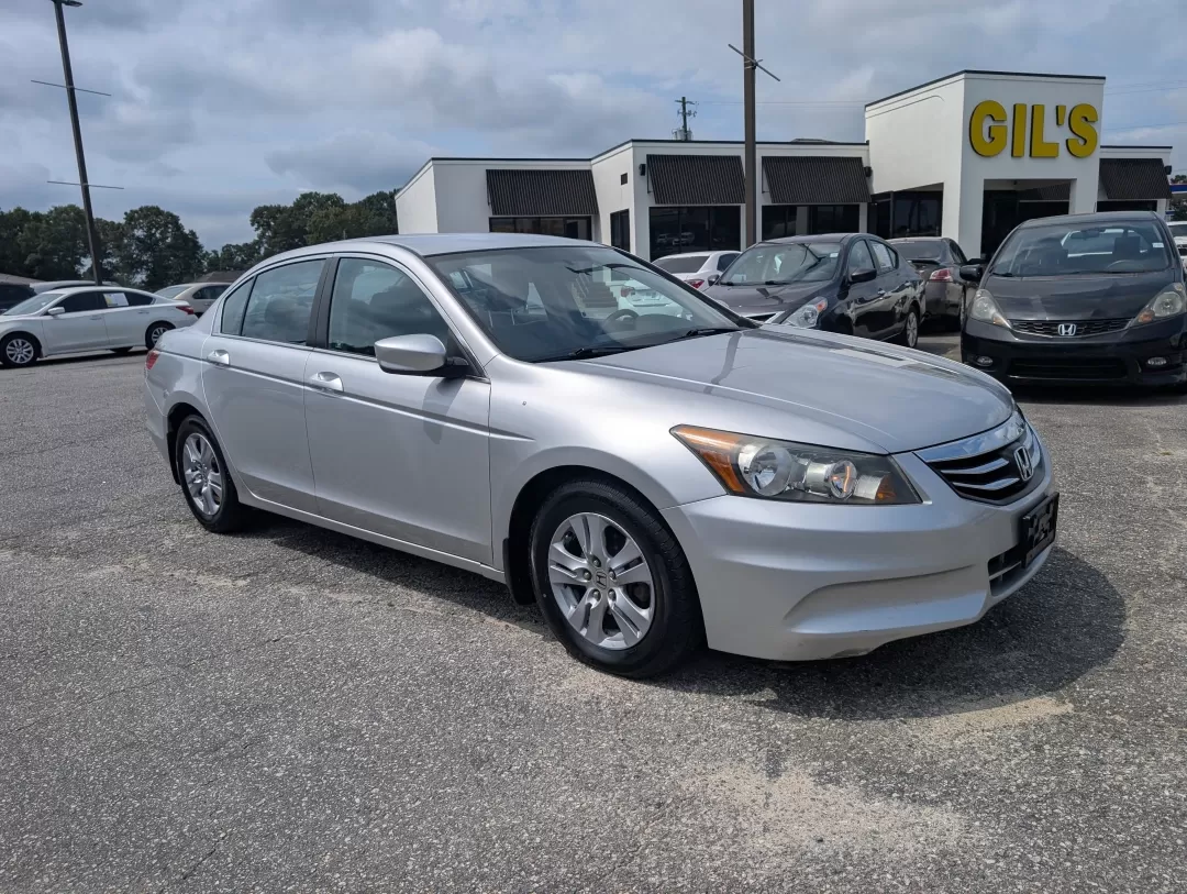 2012 Honda Accord Sdn SE (1HGCP2F6XCA) with an Other engine, located at 3959 U.S. 80 W, Phenix City, AL, 36870, (334) 297-4885, 32.469296, -85.135185 - **Unleash Your Daily Adventures with the 2012 Honda Accord SE at Gils Auto - Phenix City!**<br /> <br /> Are you in search of a reliable sedan that fits your busy lifestyle? Look no further! The 2012 Honda Accord SE is the perfect companion for growing families, daily commuters, and weekend adventur - Photo#2