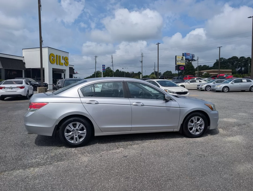 2012 Honda Accord Sdn SE (1HGCP2F6XCA) with an Other engine, located at 3959 U.S. 80 W, Phenix City, AL, 36870, (334) 297-4885, 32.469296, -85.135185 - **Unleash Your Daily Adventures with the 2012 Honda Accord SE at Gils Auto - Phenix City!**<br /> <br /> Are you in search of a reliable sedan that fits your busy lifestyle? Look no further! The 2012 Honda Accord SE is the perfect companion for growing families, daily commuters, and weekend adventur - Photo#3