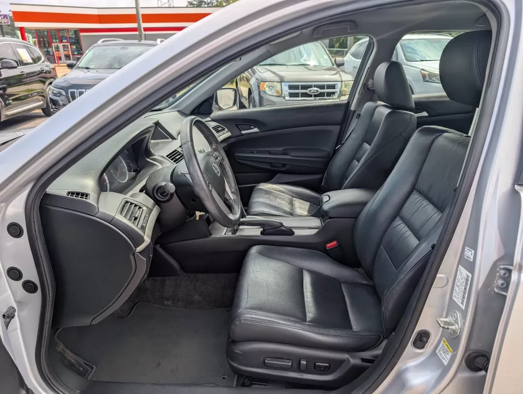 2012 Honda Accord Sdn SE (1HGCP2F6XCA) with an Other engine, located at 3959 U.S. 80 W, Phenix City, AL, 36870, (334) 297-4885, 32.469296, -85.135185 - **Unleash Your Daily Adventures with the 2012 Honda Accord SE at Gils Auto - Phenix City!**<br /> <br /> Are you in search of a reliable sedan that fits your busy lifestyle? Look no further! The 2012 Honda Accord SE is the perfect companion for growing families, daily commuters, and weekend adventur - Photo#9