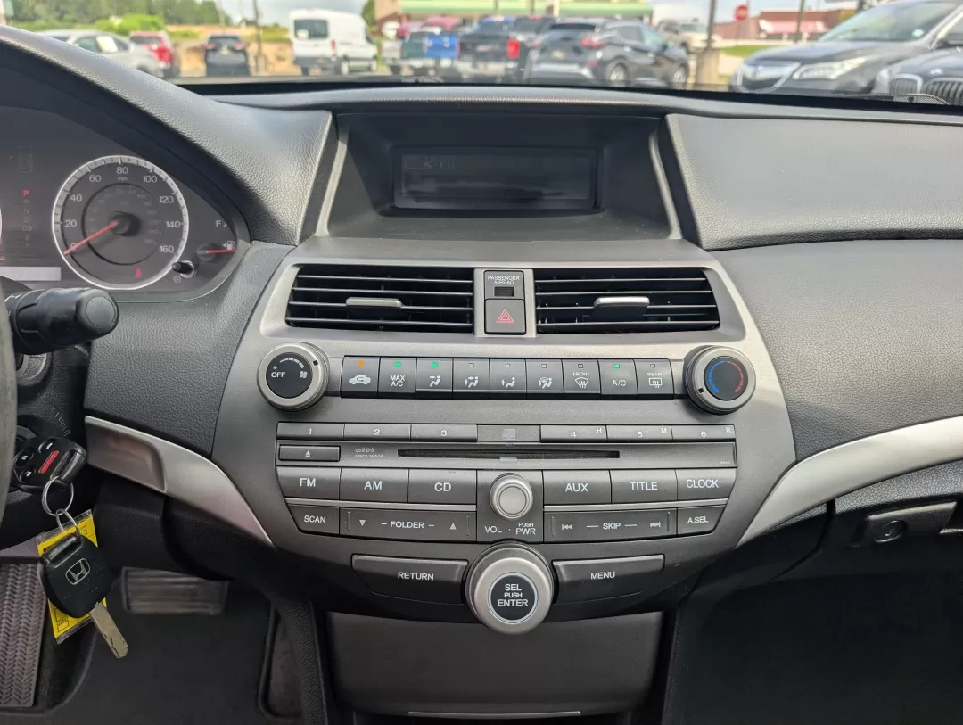 2012 Honda Accord Sdn SE (1HGCP2F6XCA) with an Other engine, located at 3959 U.S. 80 W, Phenix City, AL, 36870, (334) 297-4885, 32.469296, -85.135185 - **Unleash Your Daily Adventures with the 2012 Honda Accord SE at Gils Auto - Phenix City!**<br /> <br /> Are you in search of a reliable sedan that fits your busy lifestyle? Look no further! The 2012 Honda Accord SE is the perfect companion for growing families, daily commuters, and weekend adventur - Photo#13