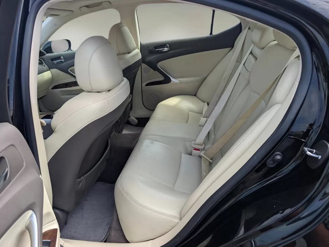 2010 Lexus IS 250 (JTHBF5C28A5) with an Other engine, located at 3959 U.S. 80 W, Phenix City, AL, 36870, (334) 297-4885, 32.469296, -85.135185 - 2010 Lexus IS 250 - Photo#10
