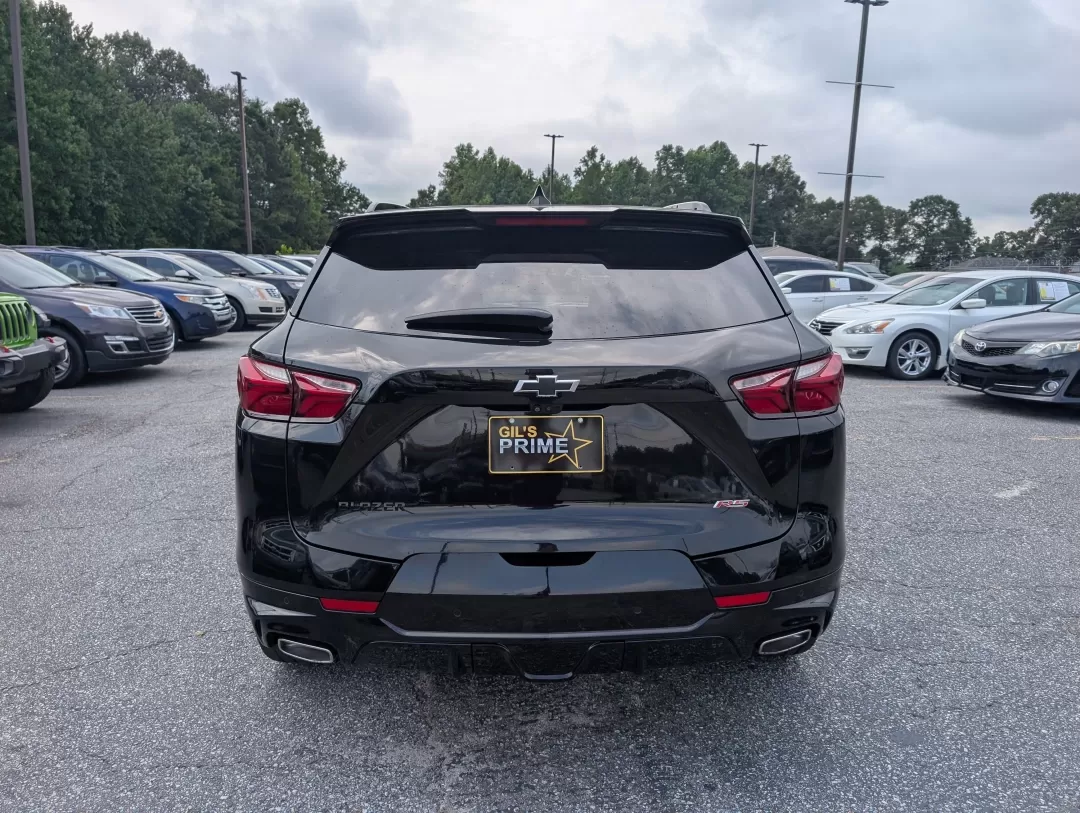 2020 /Jet Black Chevrolet Blazer RS (3GNKBERS2LS) with an Other engine, located at 3959 U.S. 80 W, Phenix City, AL, 36870, (334) 297-4885, 32.469296, -85.135185 - Discover the perfect blend of style, comfort, and functionality with this stunning 2020 Chevrolet Blazer RS, available now at Gils Auto in Phenix City, AL. Whether you're navigating daily commutes, embarking on weekend adventures, or accommodating a growing family, this SUV has everything you need t - Photo#5