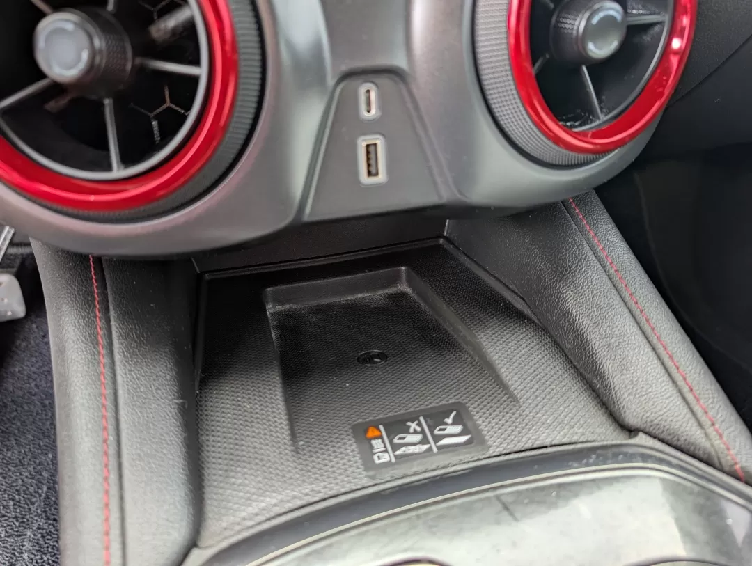 2020 /Jet Black Chevrolet Blazer RS (3GNKBERS2LS) with an Other engine, located at 3959 U.S. 80 W, Phenix City, AL, 36870, (334) 297-4885, 32.469296, -85.135185 - Discover the perfect blend of style, comfort, and functionality with this stunning 2020 Chevrolet Blazer RS, available now at Gils Auto in Phenix City, AL. Whether you're navigating daily commutes, embarking on weekend adventures, or accommodating a growing family, this SUV has everything you need t - Photo#12