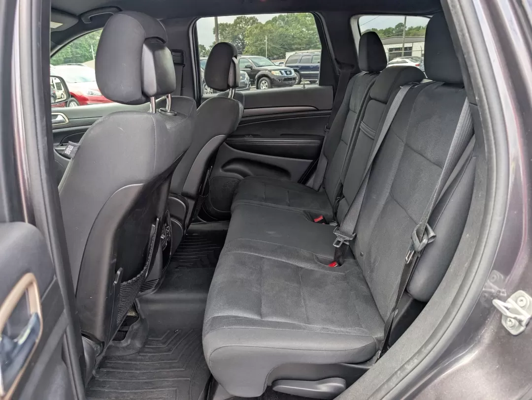 2015 /Black Jeep Grand Cherokee Laredo (1C4RJEAG9FC) with an Other engine, located at 3959 U.S. 80 W, Phenix City, AL, 36870, (334) 297-4885, 32.469296, -85.135185 - **Unleash Your Adventurous Spirit with This 2015 Jeep Grand Cherokee Laredo!**<br /> <br /> Are you ready to elevate your lifestyle and embark on unforgettable journeys? The 2015 Jeep Grand Cherokee Laredo is not just a vehicle; it's an experience waiting to happen. Designed for those who crave adve - Photo#10