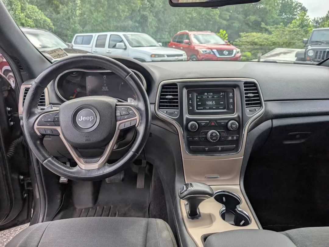2015 /Black Jeep Grand Cherokee Laredo (1C4RJEAG9FC) with an Other engine, located at 3959 U.S. 80 W, Phenix City, AL, 36870, (334) 297-4885, 32.469296, -85.135185 - **Unleash Your Adventurous Spirit with This 2015 Jeep Grand Cherokee Laredo!**<br /> <br /> Are you ready to elevate your lifestyle and embark on unforgettable journeys? The 2015 Jeep Grand Cherokee Laredo is not just a vehicle; it's an experience waiting to happen. Designed for those who crave adve - Photo#11
