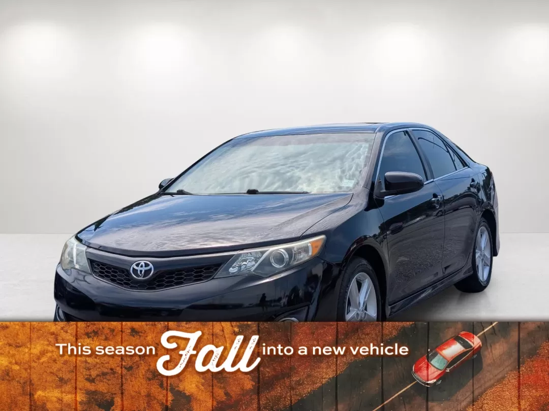 2013 Toyota Camry SE (4T1BF1FK5DU) with an Other engine, located at 804 22nd Ave, Phenix City, AL, 36870, (334) 297-1860, 32.484749, -85.024475 - Are you ready to upgrade your daily drive with a reliable sedan that combines style and efficiency? Look no further than this stunning 2013 Toyota Camry SE, available now at Gils Auto in Phenix City, AL! Whether you're commuting through the bustling streets of downtown or running errands around the - Photo#0