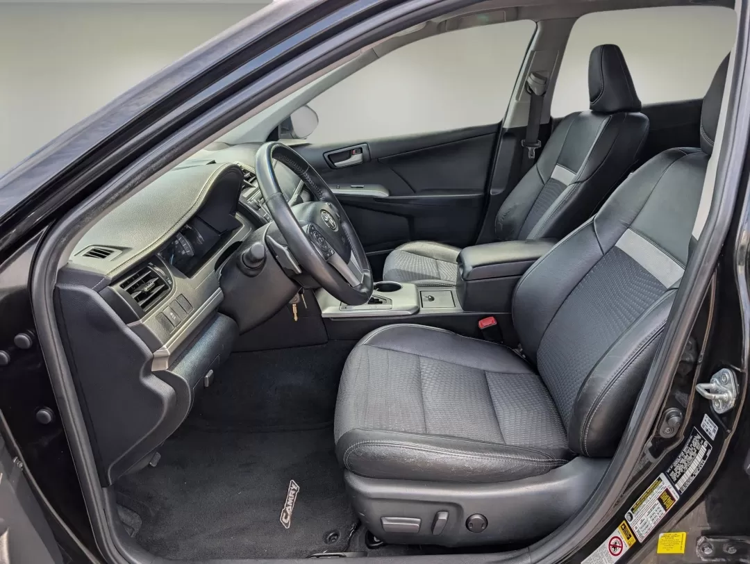 2013 Toyota Camry SE (4T1BF1FK5DU) with an Other engine, located at 1430 Gateway Drive, Opelika, AL, 36801, (334) 239-0944, 32.637871, -85.409790 - Are you ready to upgrade your daily drive with a reliable sedan that combines style and efficiency? Look no further than this stunning 2013 Toyota Camry SE, available now at Gils Auto in Phenix City, AL! Whether you're commuting through the bustling streets of downtown or running errands around the - Photo#26