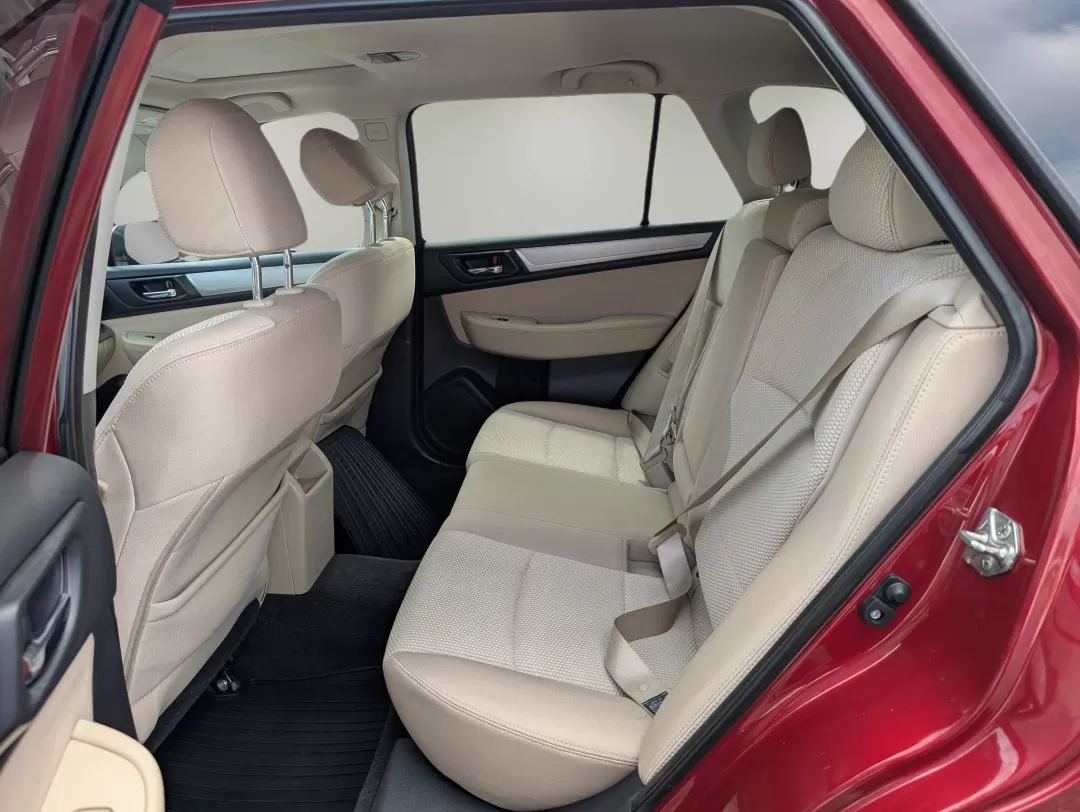 2015 /Warm Ivory Subaru Outback 2.5i Premium (4S4BSADC2F3) with an Other engine, located at 3959 U.S. 80 W, Phenix City, AL, 36870, (334) 297-4885, 32.469296, -85.135185 - 2015 Subaru Outback 2.5i Premium - Photo#10
